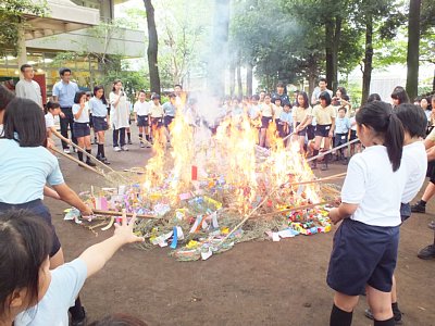 願い事を天にかえす会を行いました
