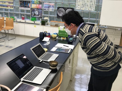 小学校 オンライン 一斉休校の渦中、渋谷区立西原小学校がオンライン学習継続で驚異的成果を挙げている